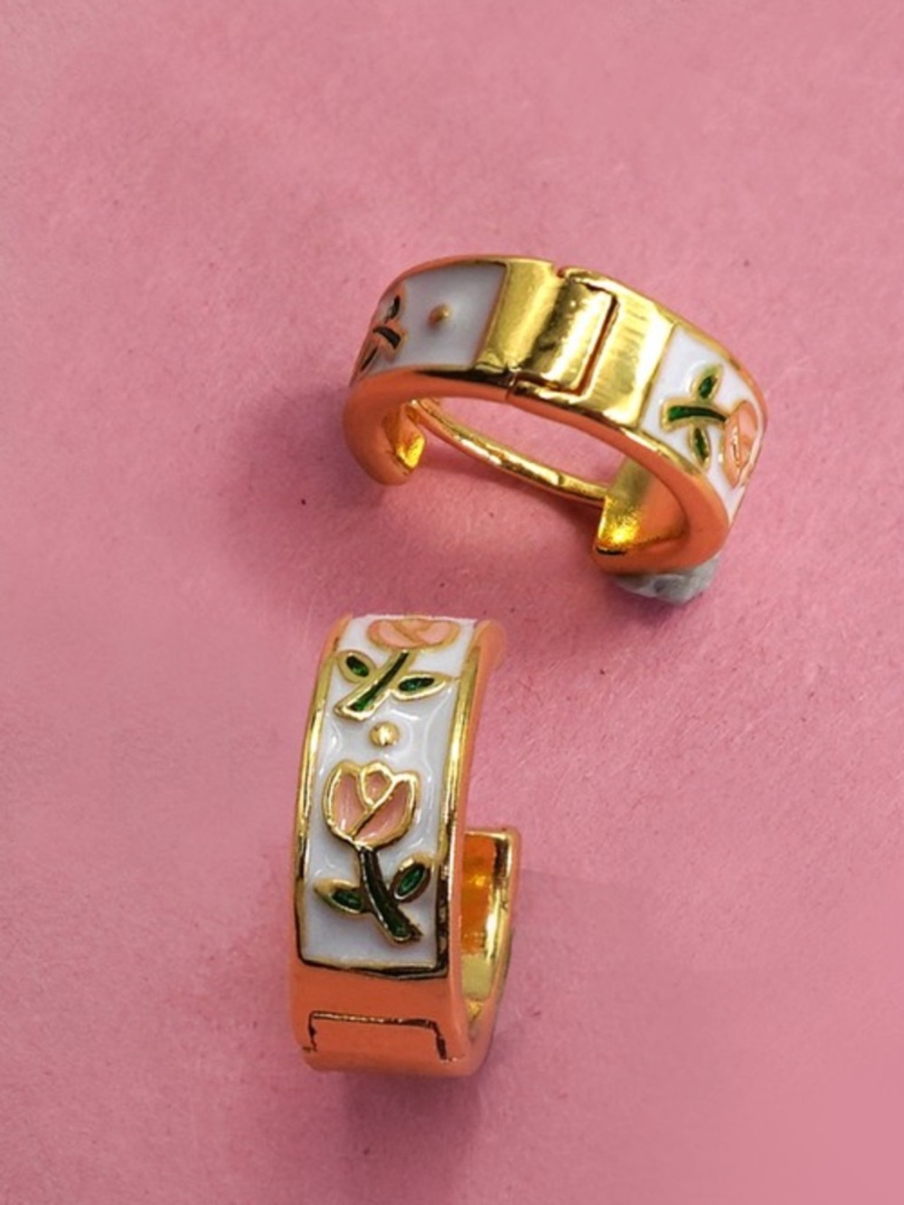 NWT Josslyn Vintage Cloisonné Floral Huggie Hoop Gold Tone Enamel Earrings